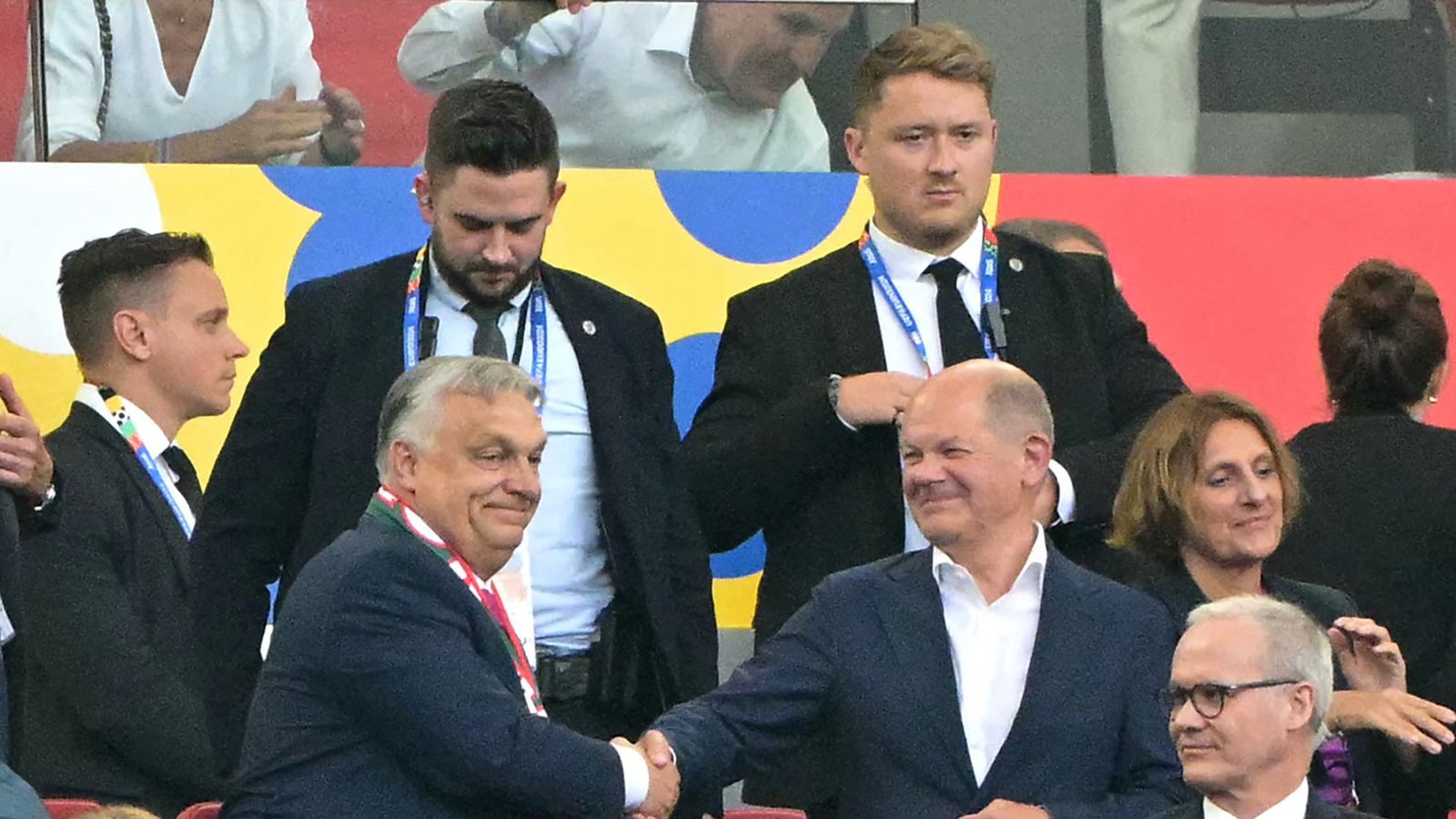 Der ungarische Regierungschef Viktor Orban ist im Zuge der EM 2024 nach Deutschland gereist und traf Olaf Scholz bereits beim Spiel in Stuttgart. (Archivbild)Foto: AFP/DAMIEN MEYER
