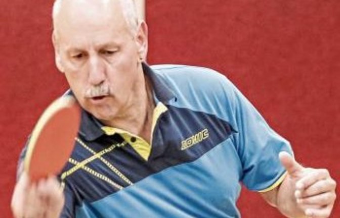 Zugang Jürgen Held hat mit einer Einzelbilanz von 17 Siegen in 19 Einsätzen maßgeblich zum souveränen Titelgewinn der TTF Gündelbach beigetragen. Foto: Simecek