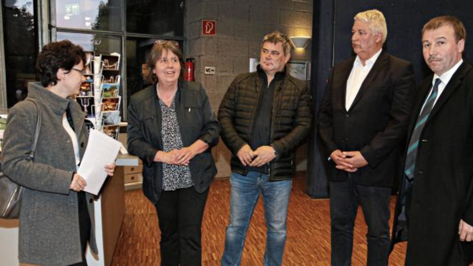 Bei der Begrüßung im Keltenmuseum: (von links) Landtagsabgeordnete Marion Gentges, Museumsdirektorin Dr. Simone Stork, Gemeinderat Bernd Hasenmaier, Bürgermeister Peter Schäfer und Landtagsabgeordneter Konrad Epple.