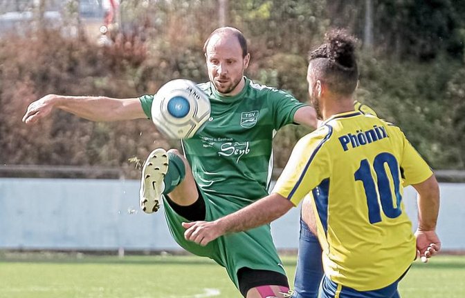 Der TSV Kleinglattbach vertraut auf bewährte Kicker wie Andre Aisenbrey (links) und will nach einer extrem kurzen Vorbereitungsphase auch dieses Mal wieder eine gute Rolle spielen. Foto: Leitner