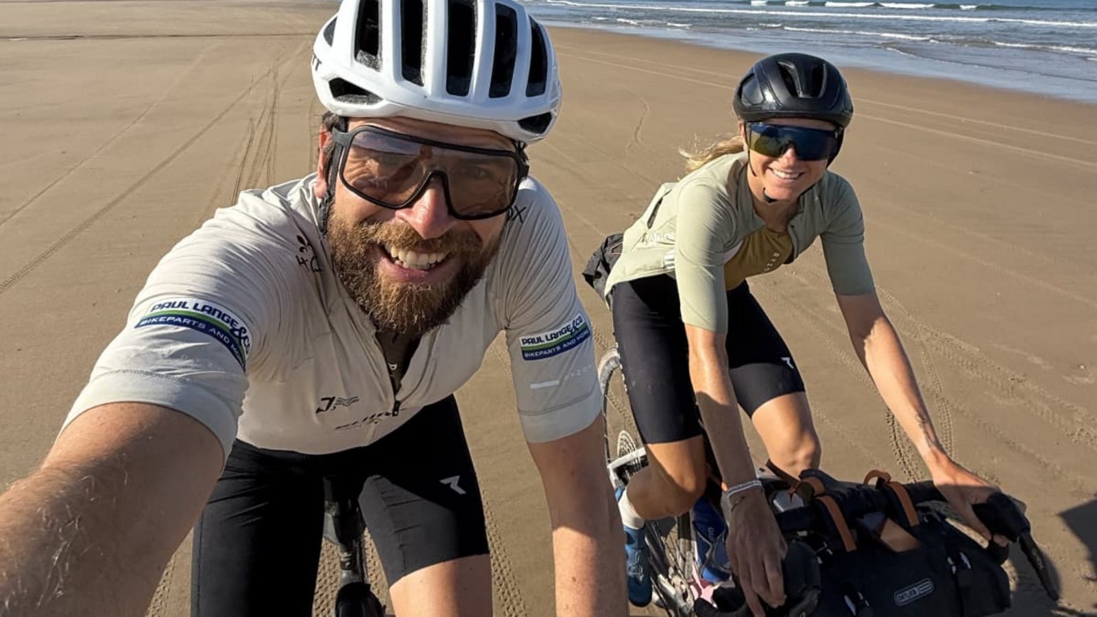 Jonas Deichmann und Josefine Rutkowski waren vier Monate lang ununterbrochen rund um Europa mit dem Rad unterwegs.privat Jonas Deichmann und Josefine Rutkowski waren vier Monate lang ununterbrochen rund um Europa mit dem Rad unterwegs.privat