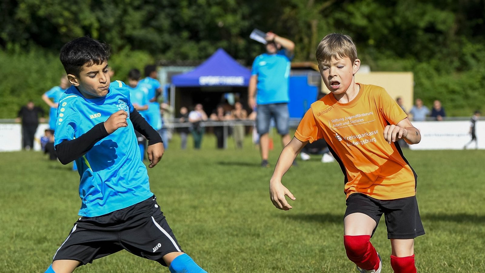 Spannende Spiele warten auf die Nachwuchskicker beim 11. Enz-Cup des VfB Vaihingen. Foto: Leitner Spannende Spiele warten auf die Nachwuchskicker beim 11. Enz-Cup des VfB Vaihingen. Foto: Leitner