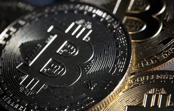 Die berühmteste Kryptowährung ist Bitcoin. Die Kurse schwanken jedoch enorm. (Symbolbild)<span class='image-autor'>Foto: dpa/Fernando Gutierrez-Juarez</span>