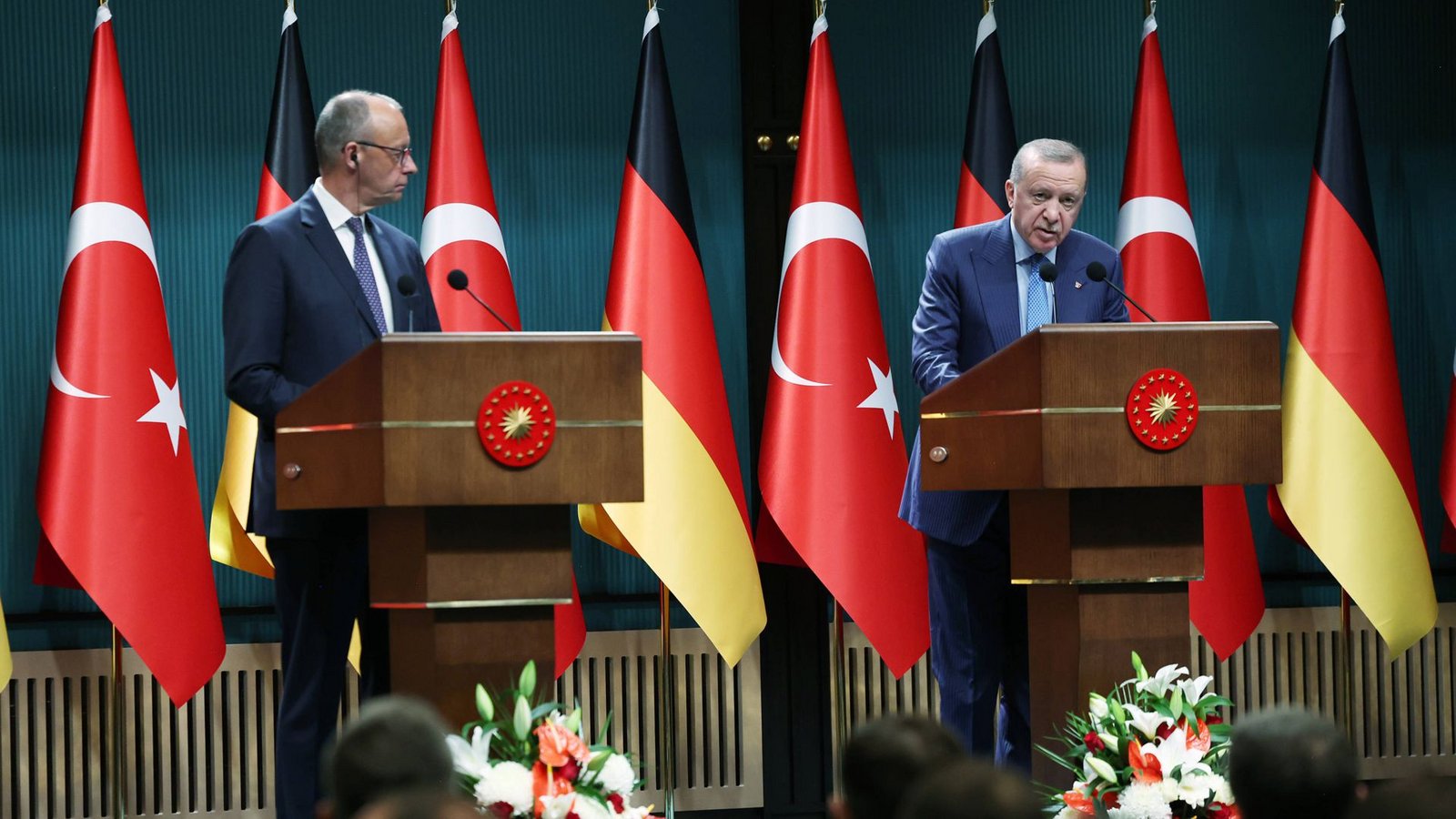 Friedrich Merz bei seinem Antrittsbesuch in der Türkei.Foto: IMAGO/Anadolu Agency/IMAGO/Turkish Presidency/ Murat Kula Friedrich Merz bei seinem Antrittsbesuch in der Türkei.Foto: IMAGO/Anadolu Agency/IMAGO/Turkish Presidency/ Murat Kula
