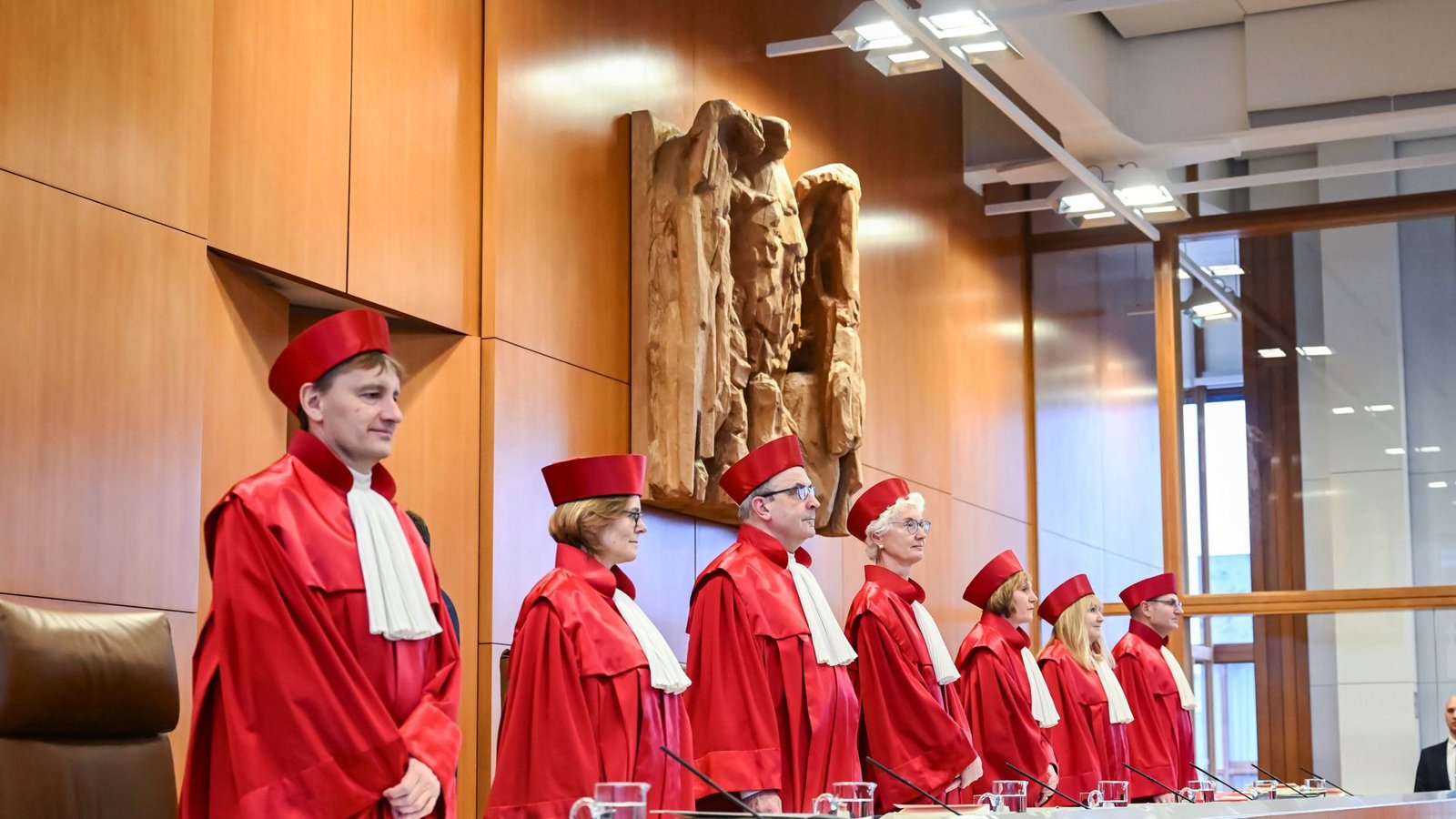 Deutschlands höchste Instanz: das Bundesverfassungsgericht, hier der Zweite Senat.Foto: dpa/Uli Deck Deutschlands höchste Instanz: das Bundesverfassungsgericht, hier der Zweite Senat.Foto: dpa/Uli Deck