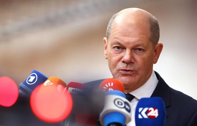 Bundeskanzler Olaf Scholz betont, dass Israel das uneingeschränkte Recht auf Selbstverteidigung hat.<span class='image-autor'>Foto: AFP/KENZO TRIBOUILLARD</span>