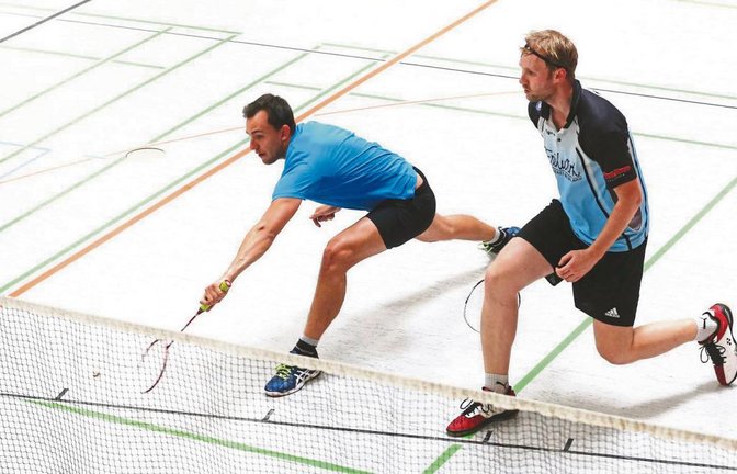 Julian Bopp und Matthias Munzig (von links) erkämpfen sich im Männerdoppel der A-Klasse den hervorragenden vierten Platz. Foto: Küppers