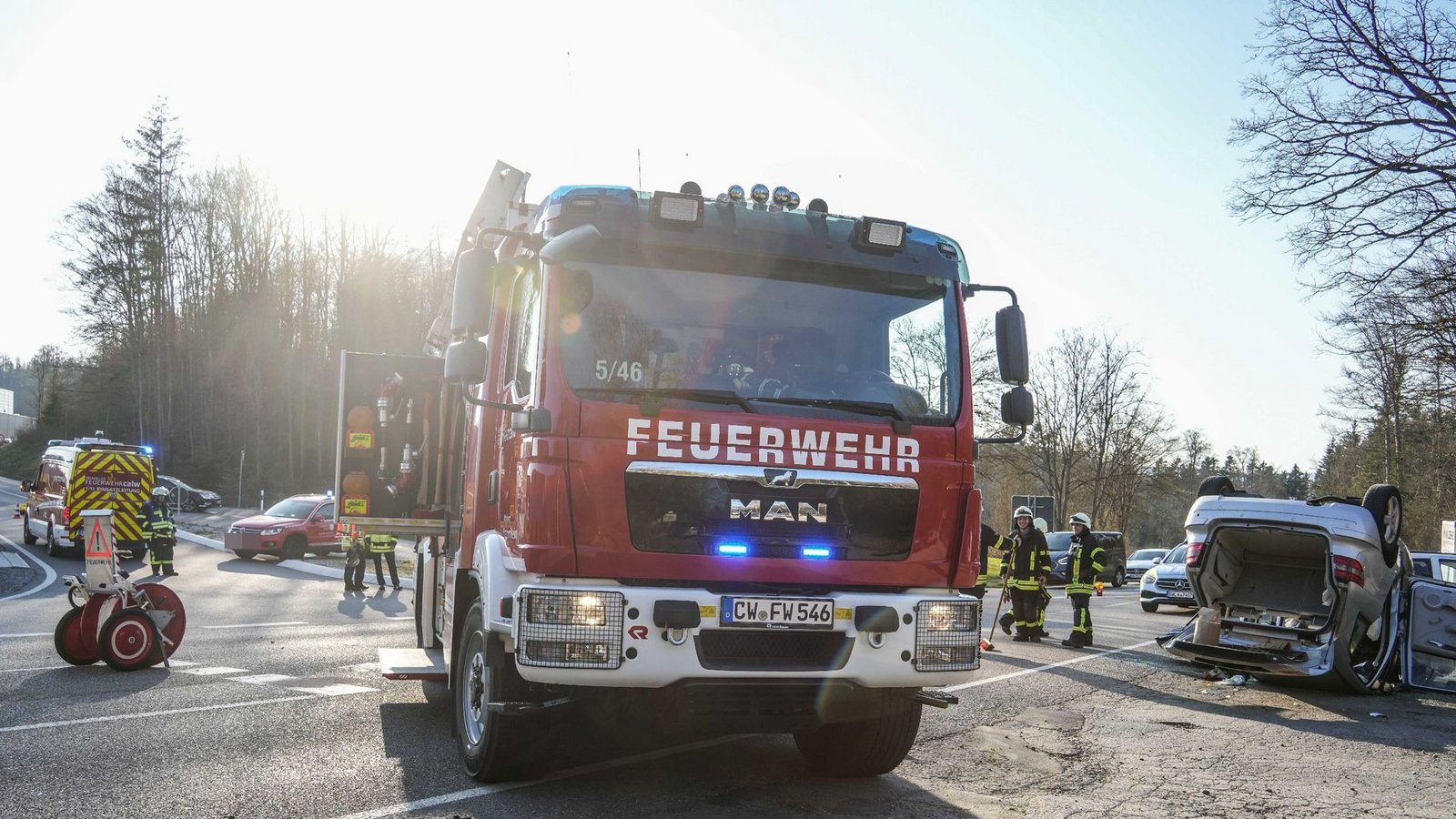 Auch die Feuerwehr war für die Bergung im Einsatz.Foto: SDMG/Dettenmeyer Auch die Feuerwehr war für die Bergung im Einsatz.Foto: SDMG/Dettenmeyer