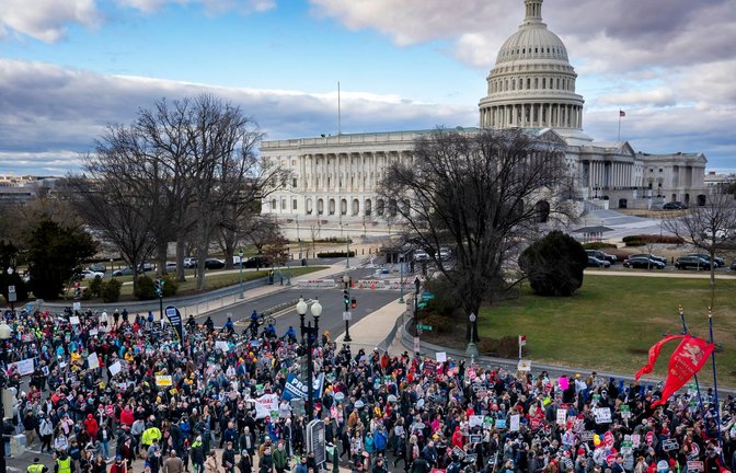 Abtreibungsgegner versammeln sich in Washington für die Demonstration "March for Life" ("Marsch für das Leben").<span class='image-autor'>Foto: J. Scott Applewhite/AP/dpa</span>