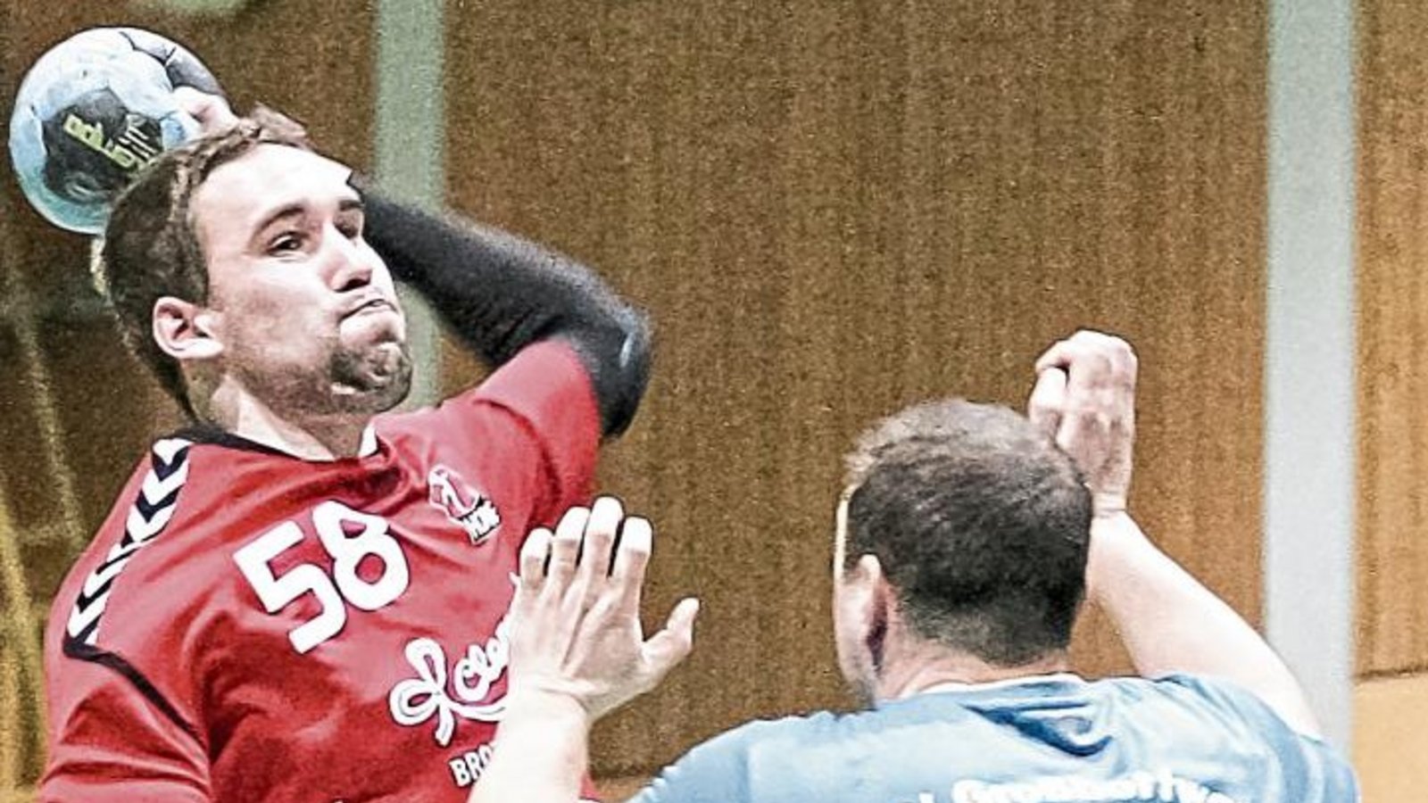 Als einer der wenigen Linkshänder im Team des HC Metter-Enz ist Steffen Kinzinger (links) besonders wertvoll. Foto: Simecek Als einer der wenigen Linkshänder im Team des HC Metter-Enz ist Steffen Kinzinger (links) besonders wertvoll. Foto: Simecek