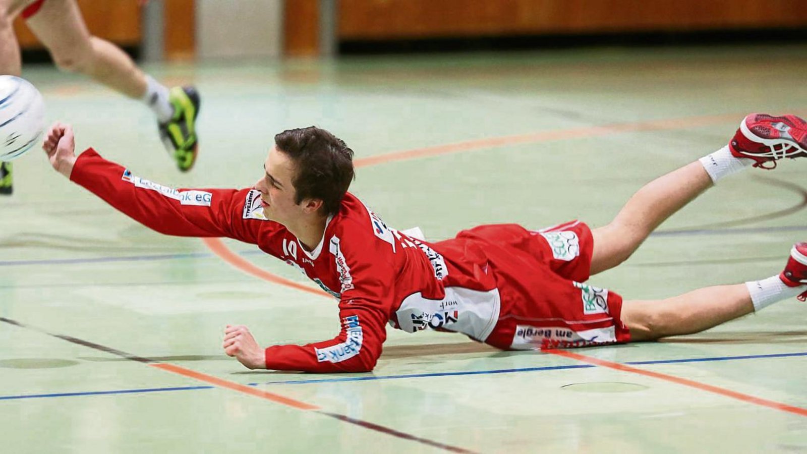 Bundesliga-Premiere hatte – zumindest für diese Saison – der Vaihinger Max Winkler im Heimspiel gegen den TSV Pfungstadt. Foto: Küppers
