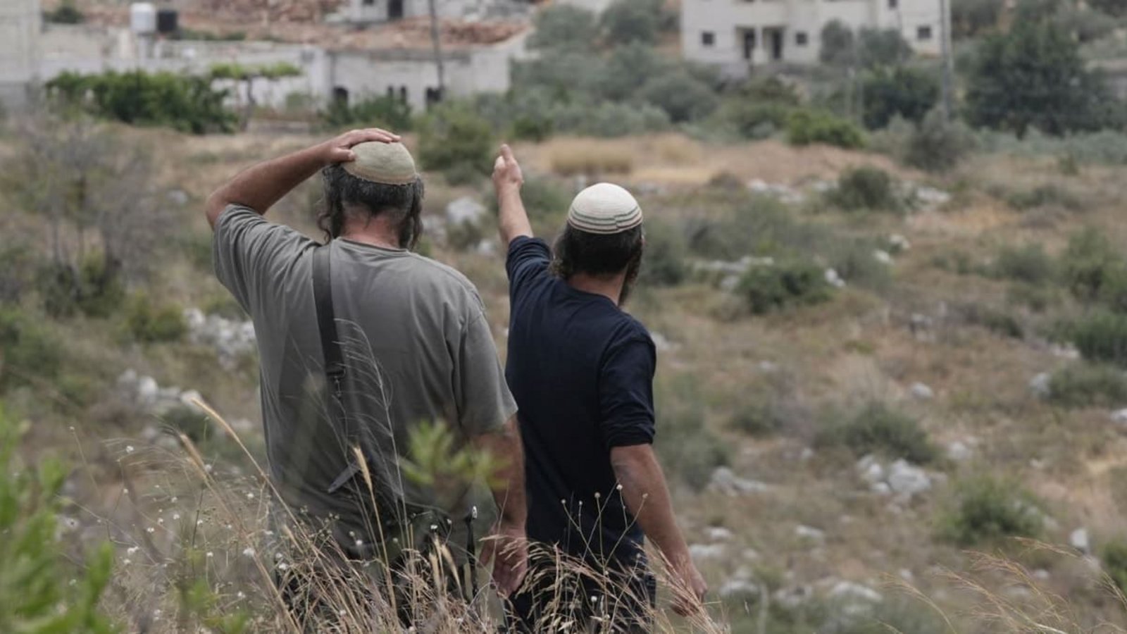 Bei einem Angriff israelischer Siedler auf ein Dorf im besetzten Westjordanland ist ein 51-jähriger Palästinenser getötet worden (Archivfoto).AP Bei einem Angriff israelischer Siedler auf ein Dorf im besetzten Westjordanland ist ein 51-jähriger Palästinenser getötet worden (Archivfoto).AP