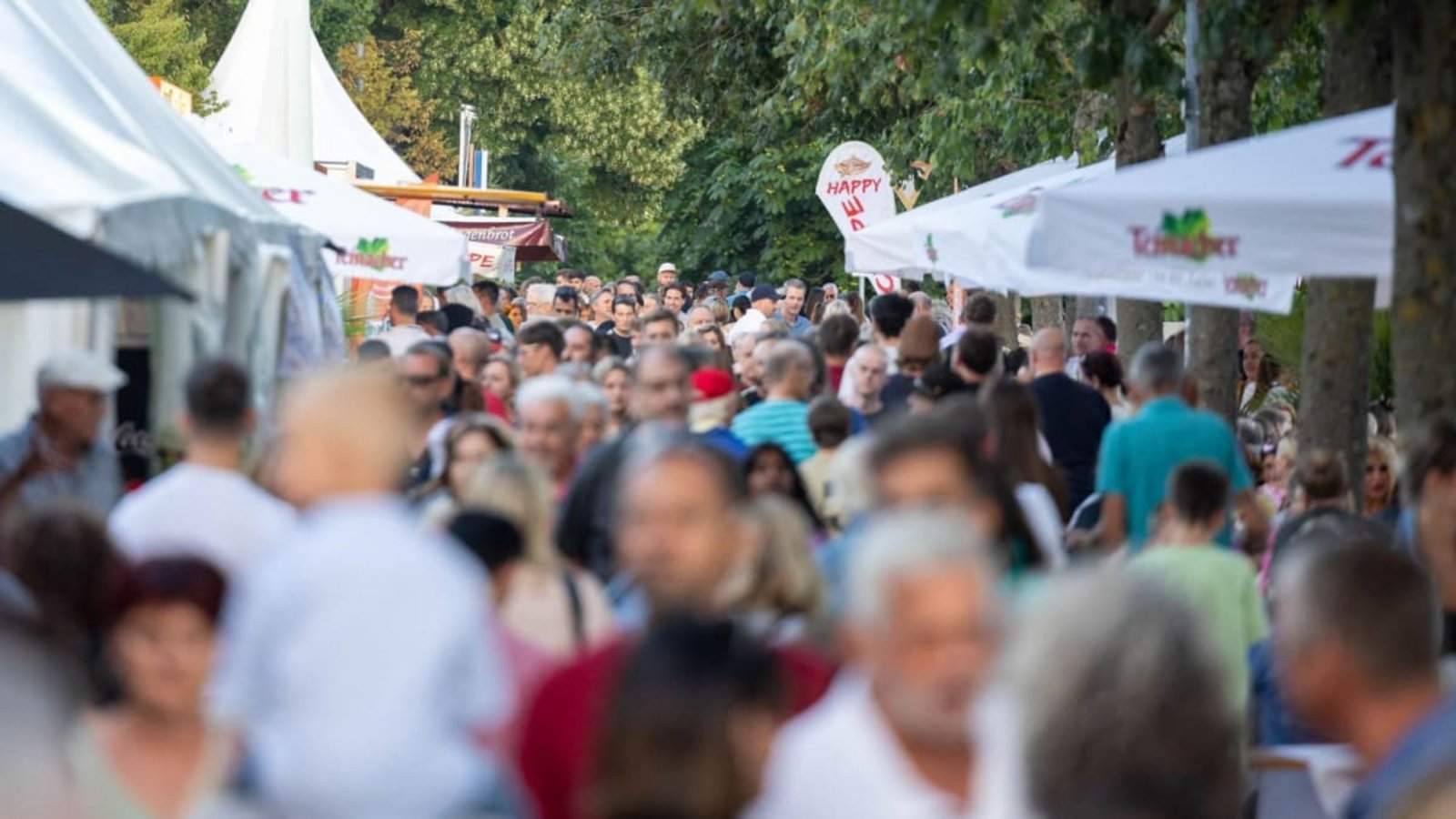 Naheliegend, aber jetzt auch nachgemessen: Events wie „Schlemmen am See" haben laut IHK eine große Bedeutung für die Innenstädte.Eibner-Pressefoto/Duddek Naheliegend, aber jetzt auch nachgemessen: Events wie „Schlemmen am See" haben laut IHK eine große Bedeutung für die Innenstädte.Eibner-Pressefoto/Duddek