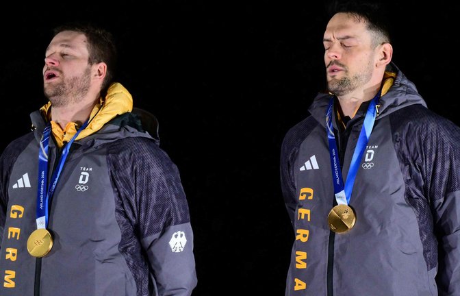 Johannes Lochner (li.) und Georg Fleischhauer bei der Siegerehrung in Cortina d’Ampezzo.<span class='image-autor'>Foto: AFP</span>