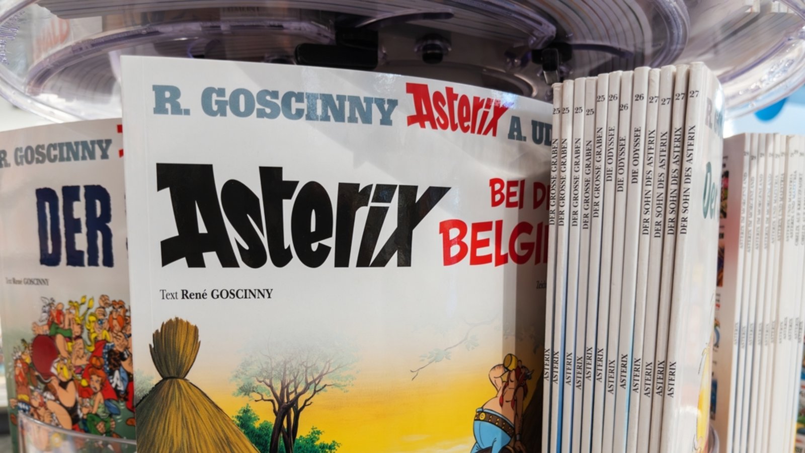 In welcher Reihenfolge sollte man die Asterix-Bände lesen?Foto: VGV MEDIA/ Shutterstock In welcher Reihenfolge sollte man die Asterix-Bände lesen?Foto: VGV MEDIA/ Shutterstock