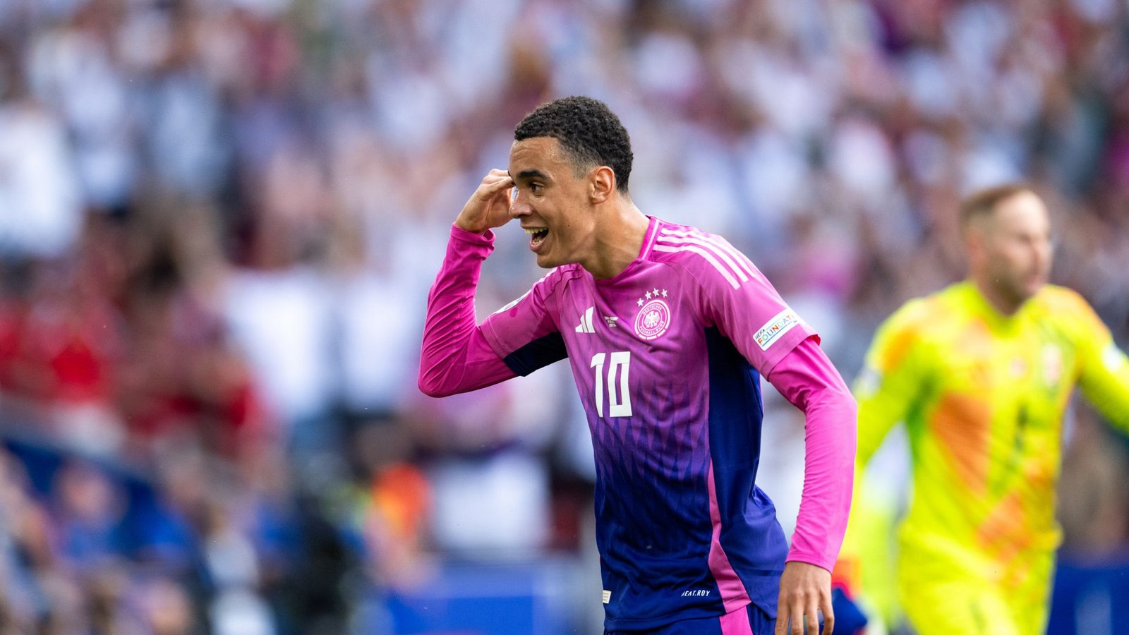 Jamal Musiala jubelt über das Tor zum 1:0 gegen Ungarn bei der Fußball Europameisterschaft 2024 in Stuttgart, 2. Spieltag, 19.06.2024Foto: Eibner-Pressefoto