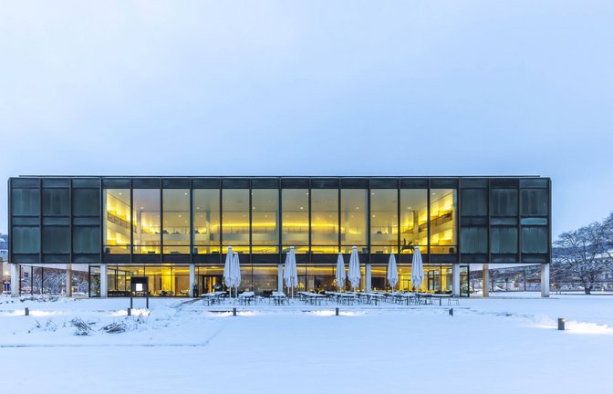 Verschneiter Landtag im Januar 2026 – nur Wochen vor der Wahl am 8. März.<span class='image-autor'>Foto: IMAGO/Arnulf Hettrich</span>