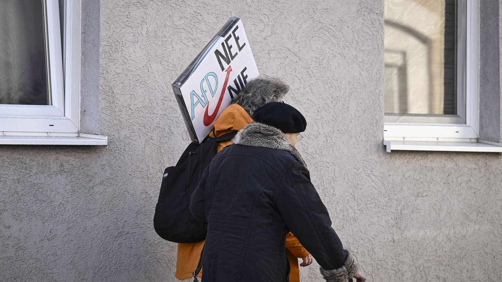 Immer wieder wird gegen die AfD demonstriert. In Tübingen findet die Partei kaum Unterstützung – und wird es bei der diesjährigen Gemeinderatswahl erst gar nicht versuchen. (Symbolbild)Foto: imago//Ulmer Immer wieder wird gegen die AfD demonstriert. In Tübingen findet die Partei kaum Unterstützung – und wird es bei der diesjährigen Gemeinderatswahl erst gar nicht versuchen. (Symbolbild)Foto: imago//Ulmer