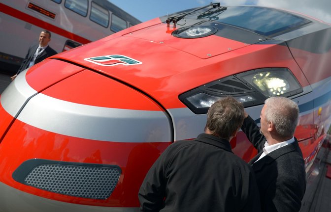 Italienische Bahn vom Typ Frecciarossa 1000. Ab Mai wird der Zug für Probefahrten in Deutschland unterwegs sein (Archivfoto).<span class='image-autor'>Foto: Rainer Jensen/dpa/Rainer Jensen</span>