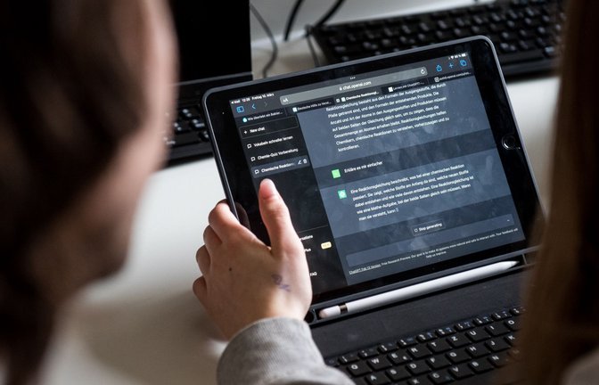 Ein Bot für alle Fälle: ChatGPT kann künftig auf Spezialgebiete wie Unterricht in der Schule abgerichtet werden.<span class='image-autor'>Foto: IMAGO/Funke Foto Services/IMAGO/</span>