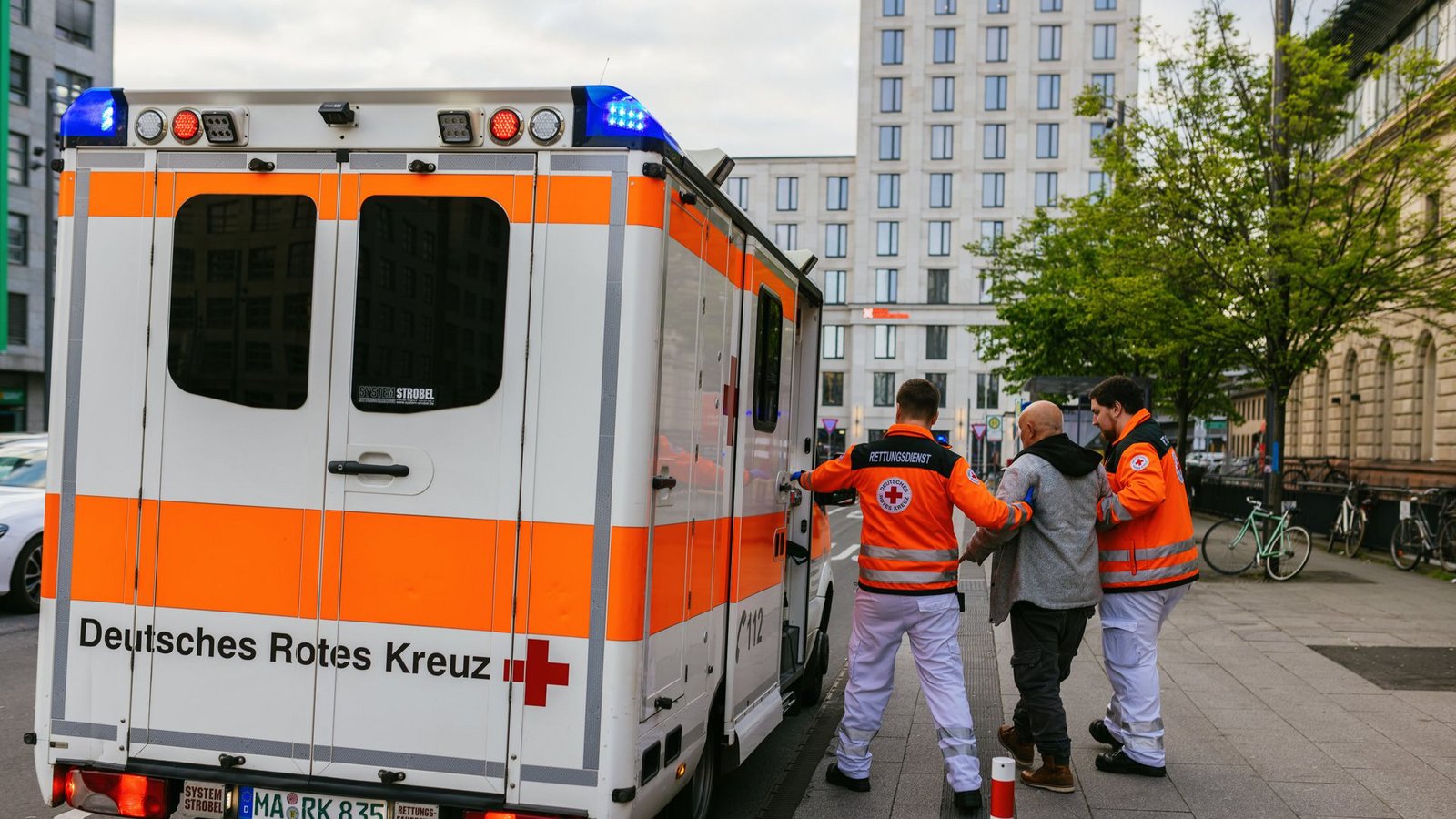 Welche zeitlichen Fristen gelten künftig für den Rettungsdienst in Baden-Württemberg? Nach einem VGH-Urteil ist das völlig offen.Foto: dpa/Philipp von Ditfurth