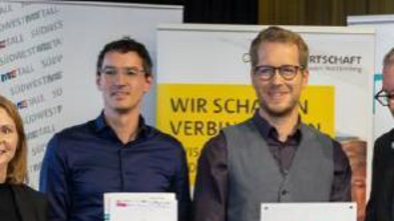 Alexander Halda (links) und Jürgen Joos von der Schlossbergschule. Alexander Halda (links) und Jürgen Joos von der Schlossbergschule.