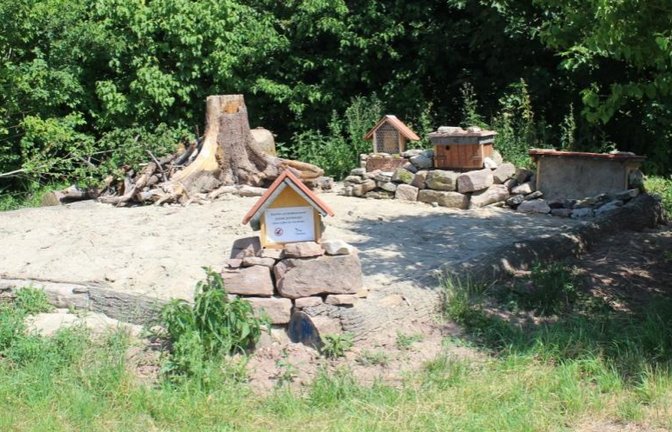 Einsatz für die Natur: Auf dem Nabu-Grundstück im Horrheimer Wiesental ist 2025 ein Reptilien- und Wildbienenbeet entstanden.  <span class='image-autor'>Foto: p</span>