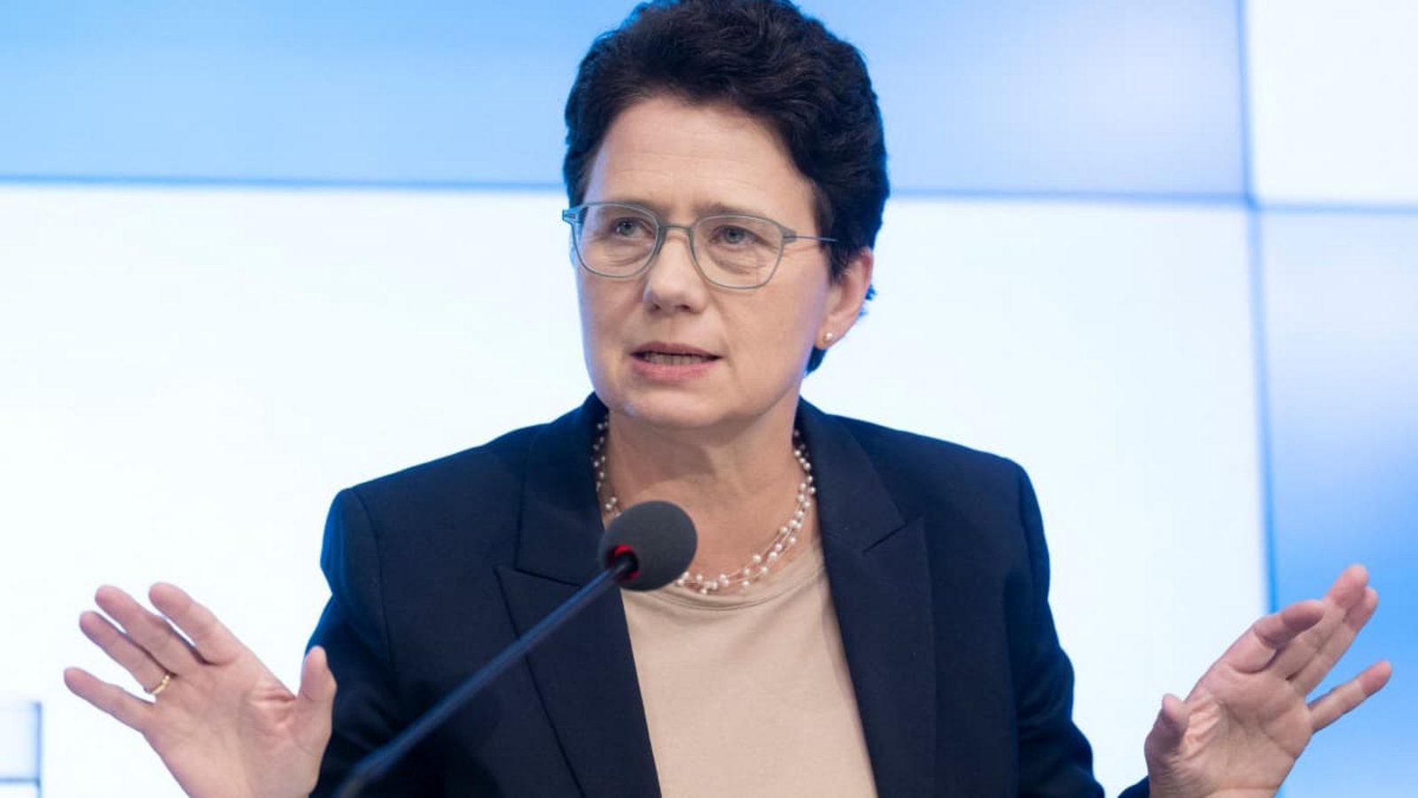 Landwirtschaftsministerin Marion Gentges will Kompetenzen aus den vier Regierungspräsidien in Tübingen konzentrieren.Marijan Murat/dpa Landwirtschaftsministerin Marion Gentges will Kompetenzen aus den vier Regierungspräsidien in Tübingen konzentrieren.Marijan Murat/dpa
