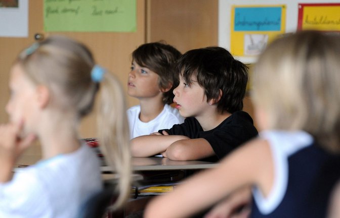 Die Schulreform betrifft alle Kinder, die aktuell in der fünften Klasse oder jünger sind, sowie deren Eltern.<span class='image-autor'>Foto: dpa/Marijan Murat</span>