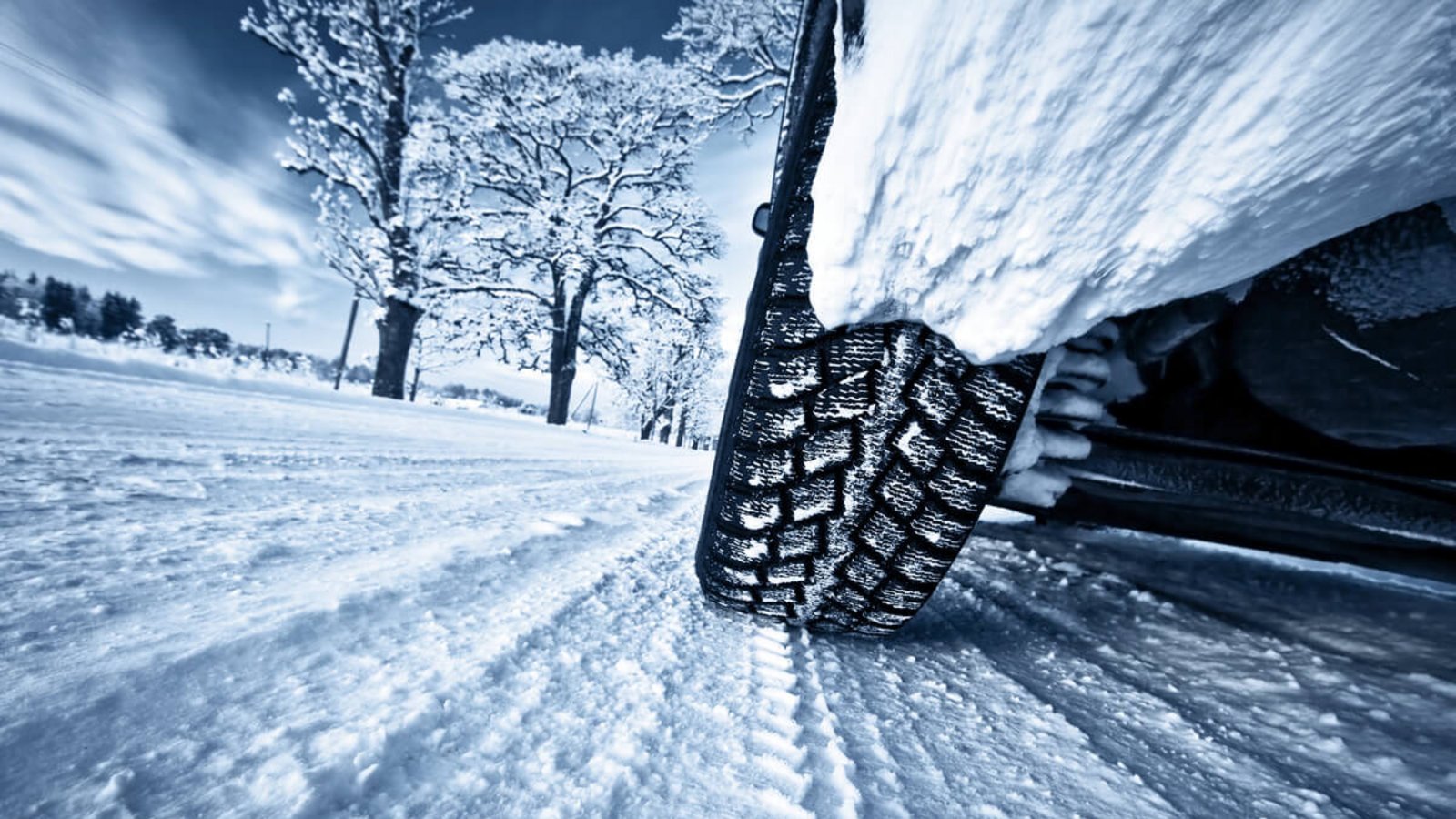 Das sind die 12 wichtigsten Dinge, um Ihr Auto winterfest zu machen. Die Winter-Checkliste für Ihr Auto.Foto: LeManna / Shutterstock.com