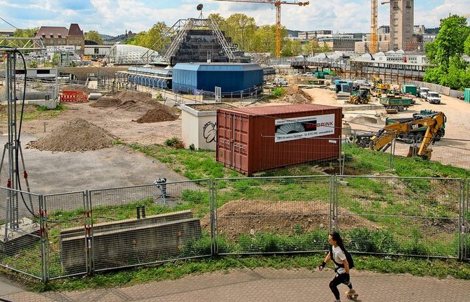 Seit Ende Januar soll an den neuen Wegen rund um das Planetarium im Stuttgarter Schlossgarten gearbeitet werden. Zu sehen ist davon allerdings derzeit wenig.<span class='image-autor'>Foto: Lichtgut/Leif Piechowski</span>