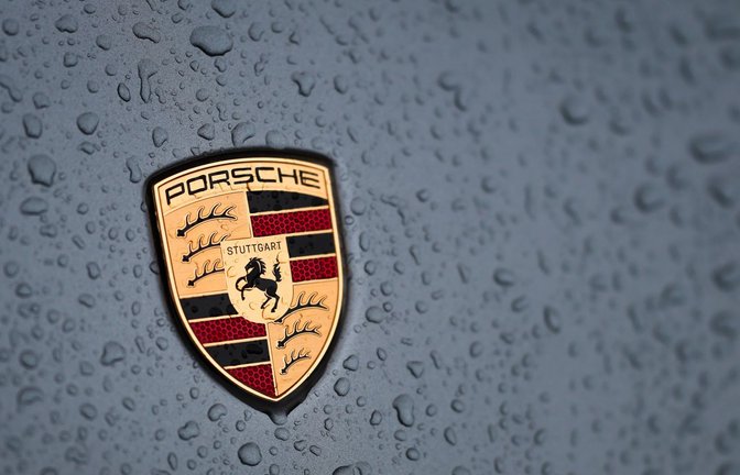 Sportwagenbauer Porsche macht weniger Gewinn.<span class='image-autor'>Foto: dpa/Christoph Schmidt</span>