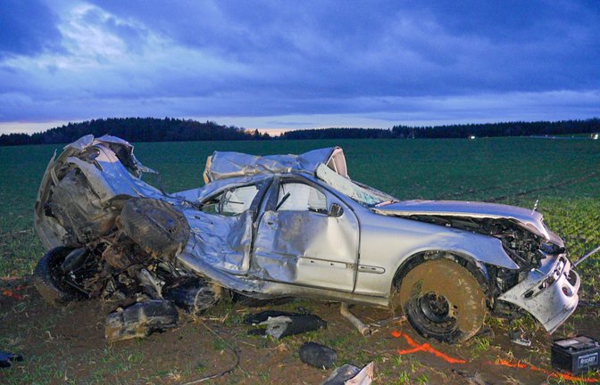 Ein 40-Jähriger ist bei einem Unfall bei Geislingen an der Steige ums Leben gekommen.<span class='image-autor'>Foto: 7aktuell.de/ 7aktuell/7aktuell.de | 7aktuell</span>