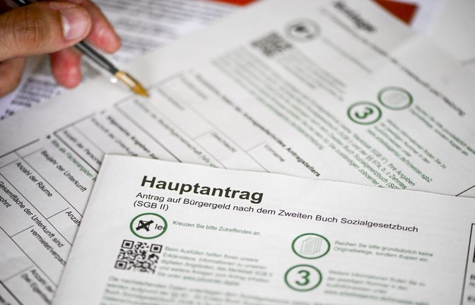 Bürgergeld muss nicht nur gerecht gegenüber Hilfsbedürftigen sein, sondern auch gegenüber arbeitenden Steuerzahlern, fordert Jens Teutrine ( FDP)<span class='image-autor'>Foto: dpa/Jens Kalaene</span>
