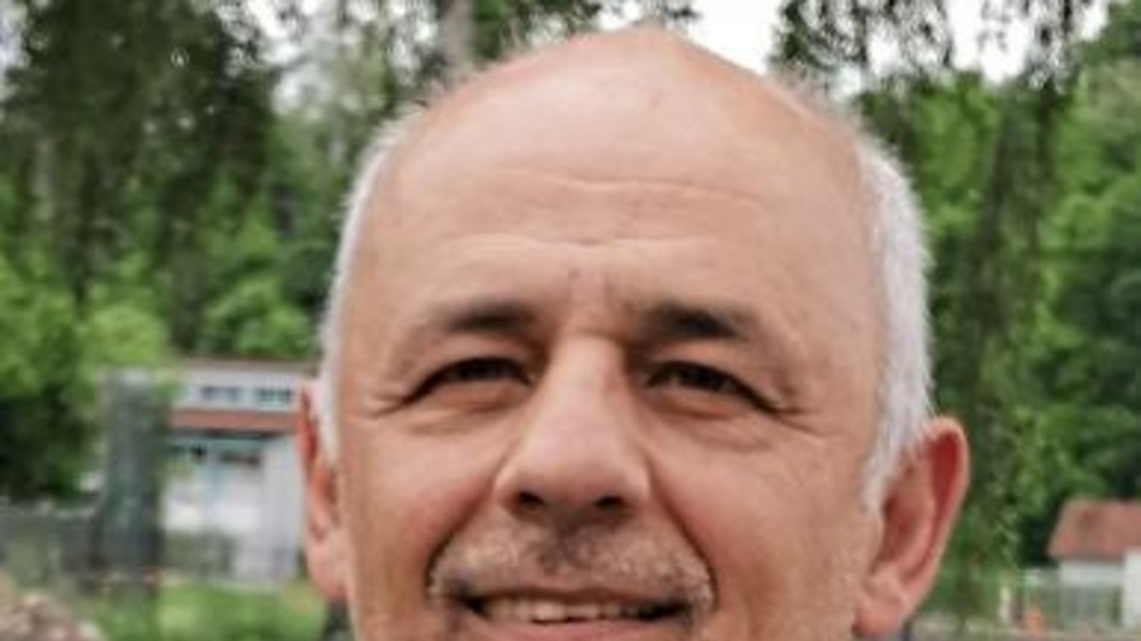 Michael Thomsen hat als fünfter Bewerber um den Illinger Bürgermeisterposten seinen Hut in den Ring geworfen. Foto: privat Michael Thomsen hat als fünfter Bewerber um den Illinger Bürgermeisterposten seinen Hut in den Ring geworfen. Foto: privat