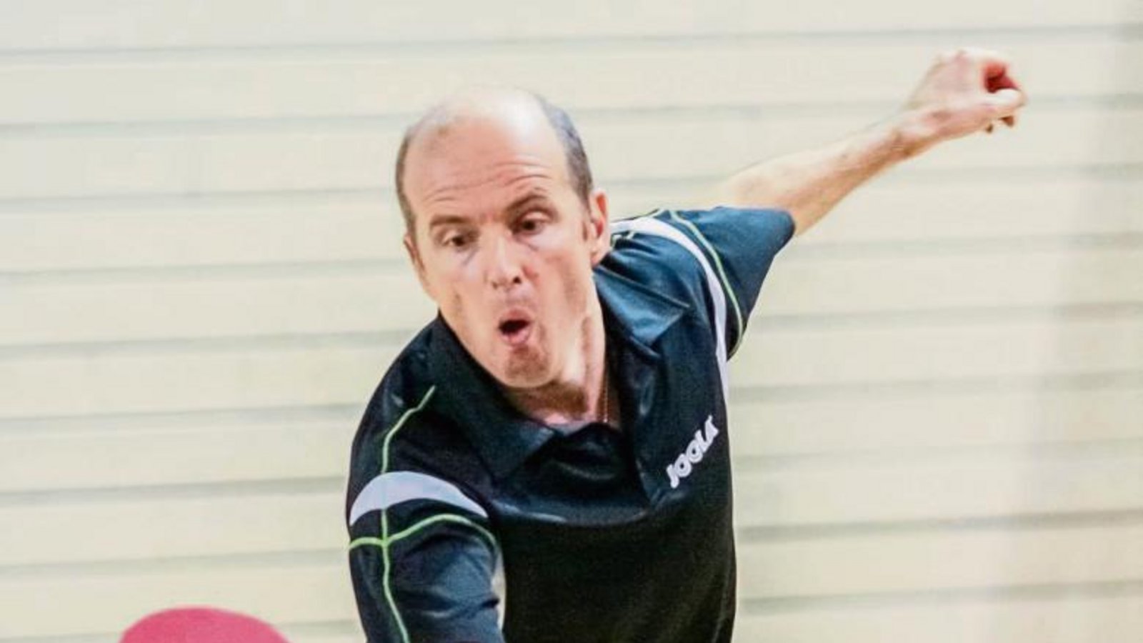 Stefan Zeier hat bei der 5:9-Niederlage des TSV Enzweihingen gegen den TSV Ensingen Christian Matthias in fünf Sätzen niedergekämpft. Foto: Simecek