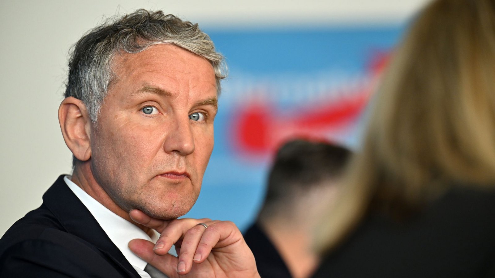 Zweimal verurteilt, aber für die AfD trotzdem eine Hilfe? Bei Björn Höcke scheiden sich in der baden-württembergischen Landespartei die Geister.Foto: Martin Schutt/dpa Zweimal verurteilt, aber für die AfD trotzdem eine Hilfe? Bei Björn Höcke scheiden sich in der baden-württembergischen Landespartei die Geister.Foto: Martin Schutt/dpa