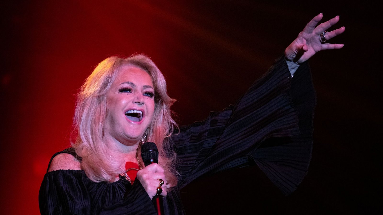 Für diesen Sommer hatte Bonnie Tyler rund 30 Konzerte geplant. (Archivbild)Foto: Sebastian Gollnow/dpa