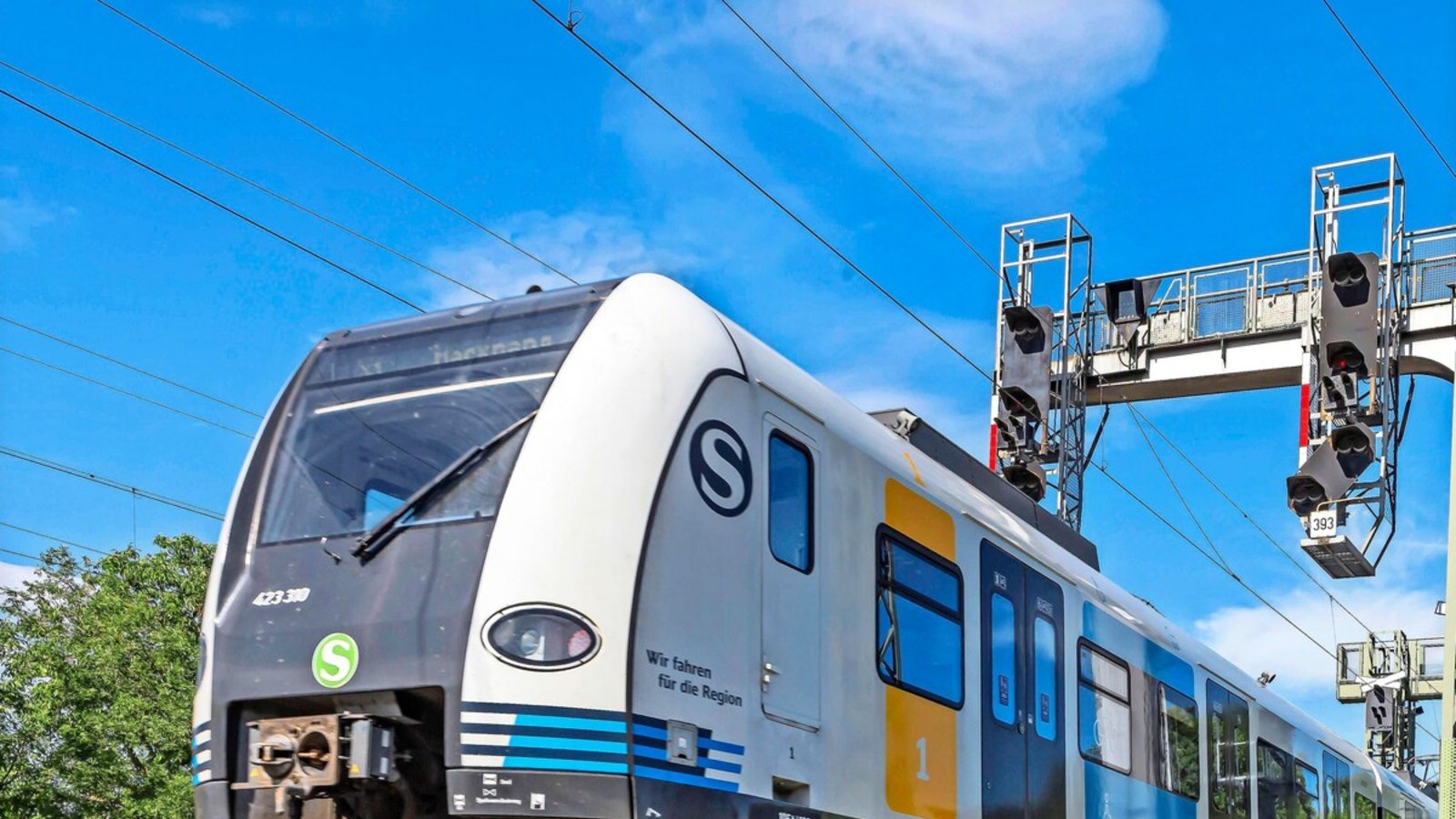 Neue Züge sollen her und womöglich ist auch bald ein neues Bahnunternehmen im Auftrag des Verbandes Region Stuttgart am Start.Foto: imago/
Arnulf Hettrich Neue Züge sollen her und womöglich ist auch bald ein neues Bahnunternehmen im Auftrag des Verbandes Region Stuttgart am Start.Foto: imago/
Arnulf Hettrich