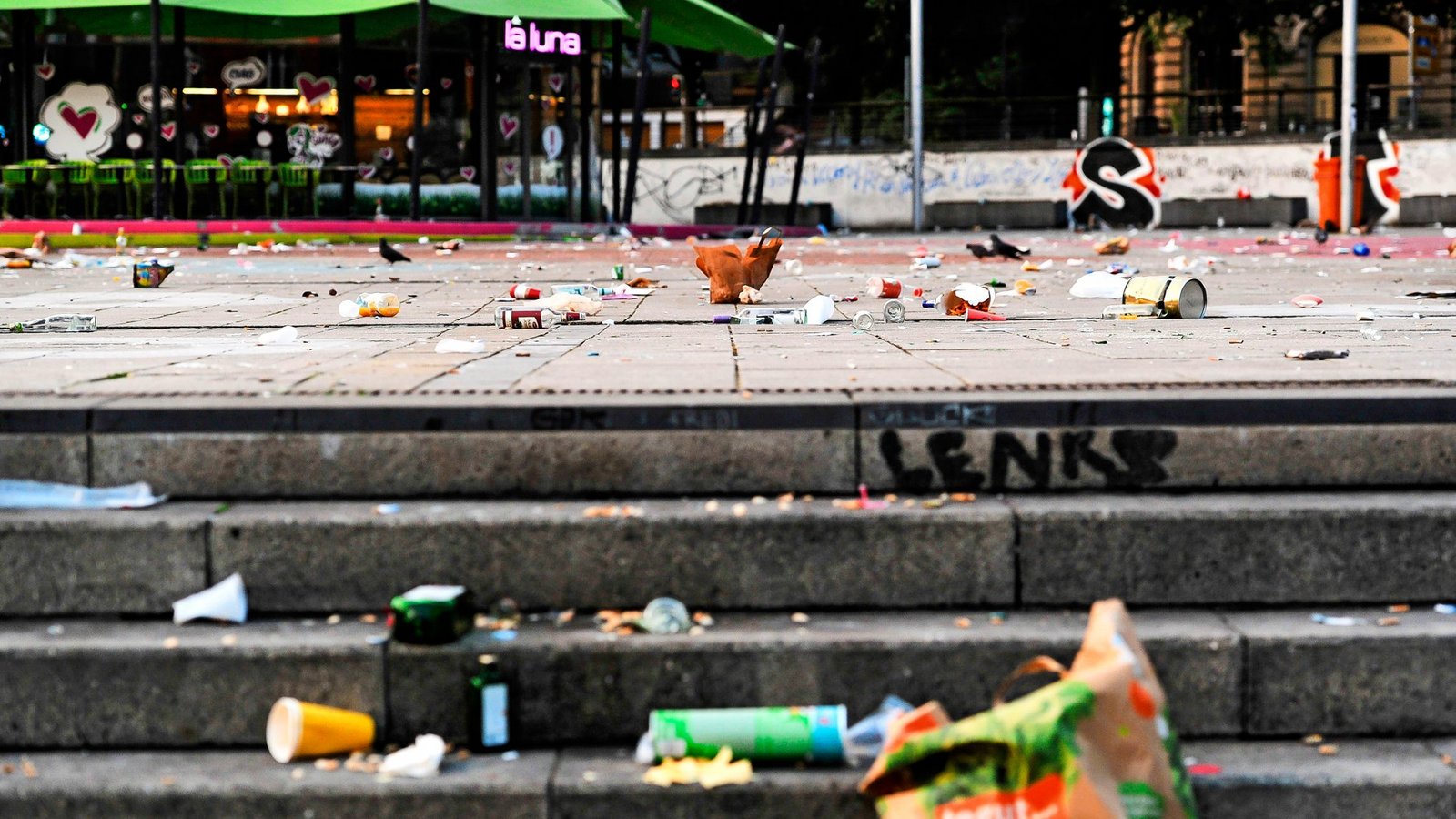 Könnte eine Steuer solche Bilder wie hier auf dem Stuttgarter Marienplatz verhindern?Foto: Lichtgut/Max Kovalenko