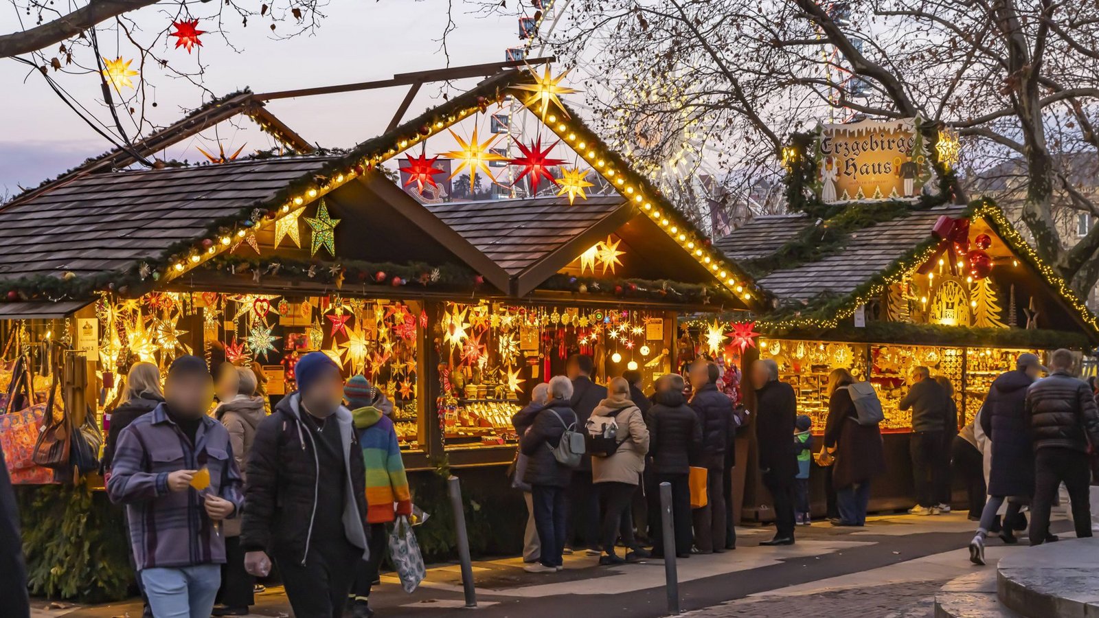 Die meisten Weihnachtsmärkte im Land schließen spätestens am Tag vor Heiligabend – aber nicht alle.Foto: IMAGO/Arnulf Hettrich Die meisten Weihnachtsmärkte im Land schließen spätestens am Tag vor Heiligabend – aber nicht alle.Foto: IMAGO/Arnulf Hettrich