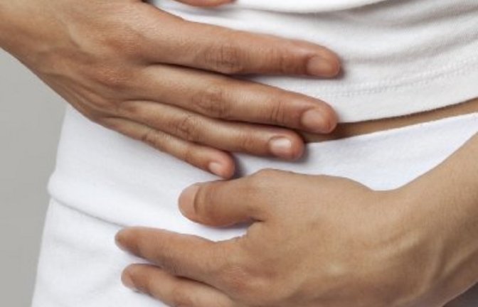 Schmerzhaft: viele Frauen leiden unter Endometriose.  <span class='image-autor'>Foto: RKH/Adobe Stock</span>