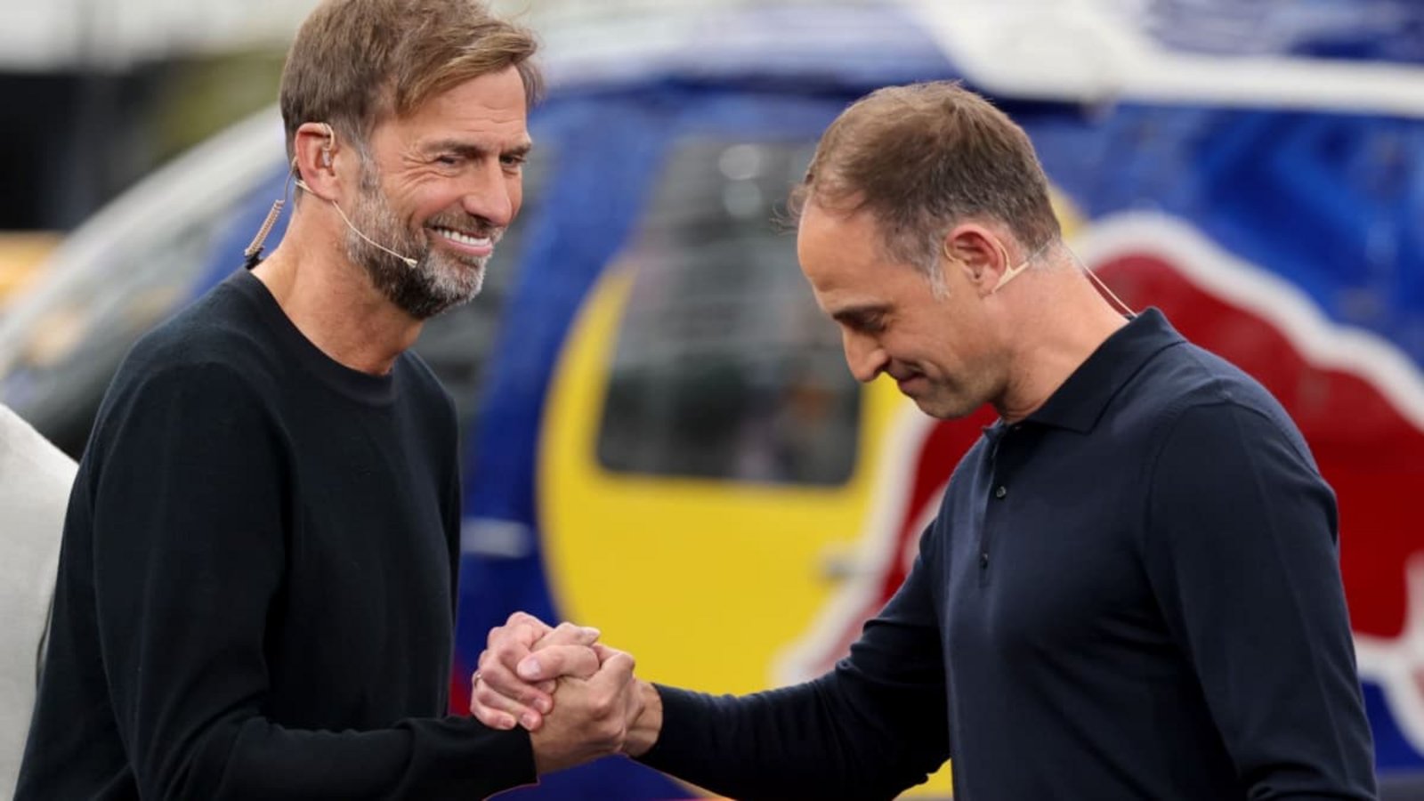 Jürgen Klopp mit Red-Bull-Boss Oliver MintzlaffJan Woitas/dpa Jürgen Klopp mit Red-Bull-Boss Oliver MintzlaffJan Woitas/dpa