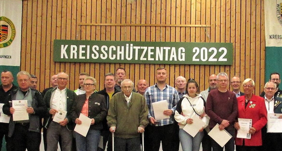 Kreisschützentag 2022 in Ensingen, Ehrungen, Schützen, Schießen, Vaihingen, Foto eingesandt von Haller mit Hinweis Pfitzenmaier