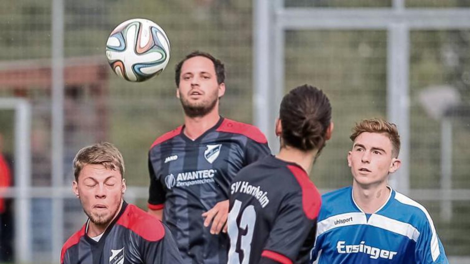 Pascal Kohler, Simon Kiefer & Co. (von links) haben in dieser Saison oft Punkte liegen lassen. Dafür hielten sie sich gegen Gündelbach (rechts Kevin Leißring) mit einem 8:1 schadlos. Foto: Simecek Pascal Kohler, Simon Kiefer & Co. (von links) haben in dieser Saison oft Punkte liegen lassen. Dafür hielten sie sich gegen Gündelbach (rechts Kevin Leißring) mit einem 8:1 schadlos. Foto: Simecek