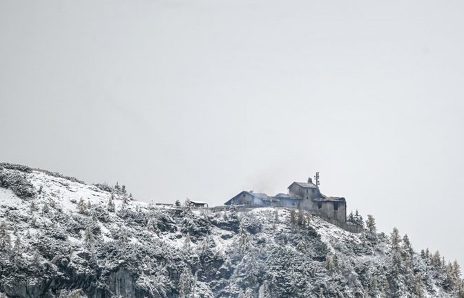 Das Kehlsteinhaus wurde durch den Brand schwer zerstört.<span class='image-autor'>Jason Tschepljakow/dpa</span>