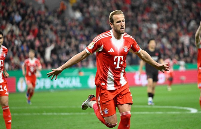 Vor 30.210 Zuschauern in der ausverkauften BayArena erzielte Harry Kane (22. Minute) das 1:0 für die Münchner.<span class='image-autor'>Foto: AFP/INA FASSBENDER</span>