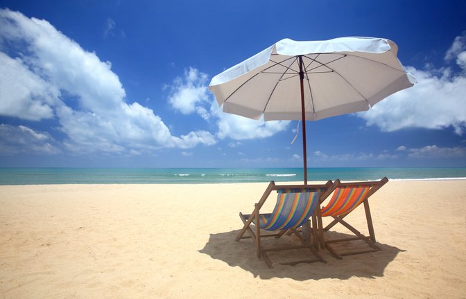 Auch im Schatten sollte man Sonnencreme tragen.<span class='image-autor'>Foto: maodoltee / shutterstock.com</span>
