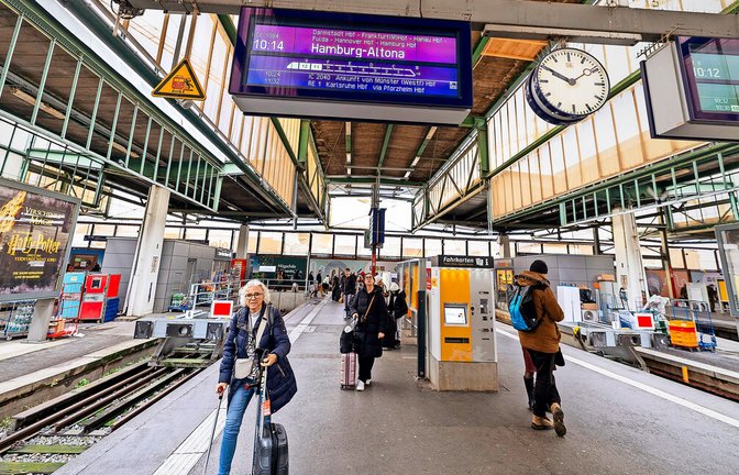 Der Kopfbahnhof in Stuttgart wird auch 2027 noch gebraucht.<span class='image-autor'>Foto: Lichtgut/Leif Piechowski</span>
