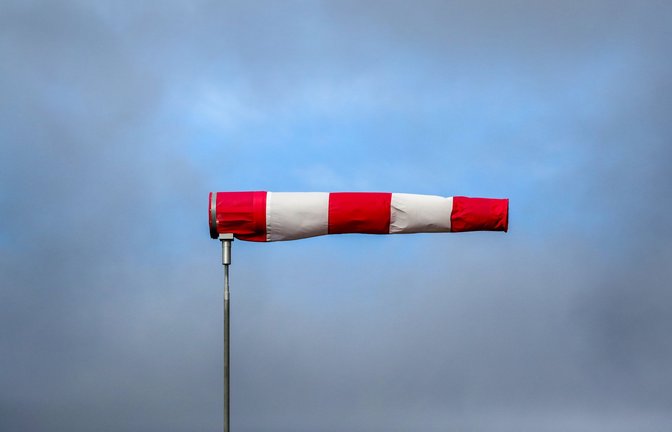 Im Laufe des Montags wird es ungemütlich in Baden-Württemberg. (Symbolbild)<span class='image-autor'>Foto: dpa/Thomas Warnack</span>